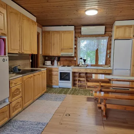 Saarenpaeae By Interhome بيت للعطل